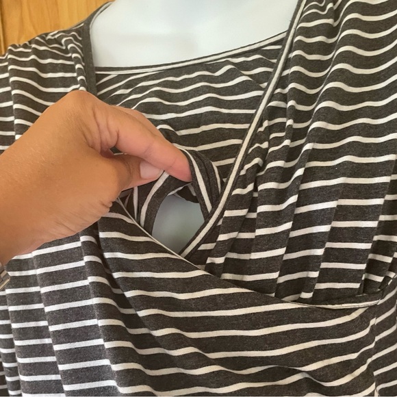 Nursing maternity shirt - Picture 3 of 4